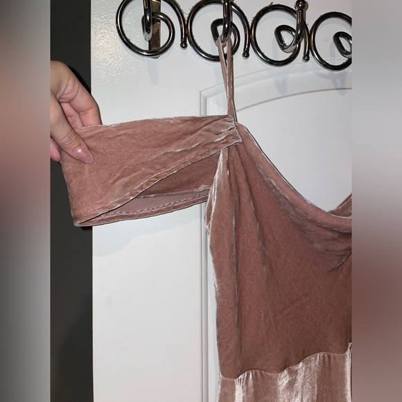 Reformation Lorraine Velvet Silk Mini Dress 💗 Sz 4 - Picture 8 of 16
